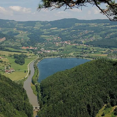 Zwei Schlafzimmer Ferienapartment Anna Am Stubenbergsee Inklusive Vier E-bikes Apartment