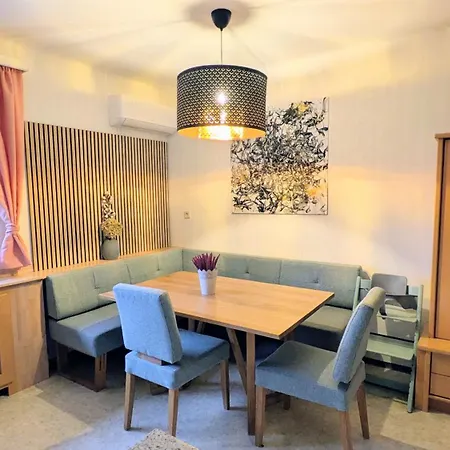 Apartment Zwei Schlafzimmer Ferienapartment Anna Am Stubenbergsee Inklusive Vier E-bikes *