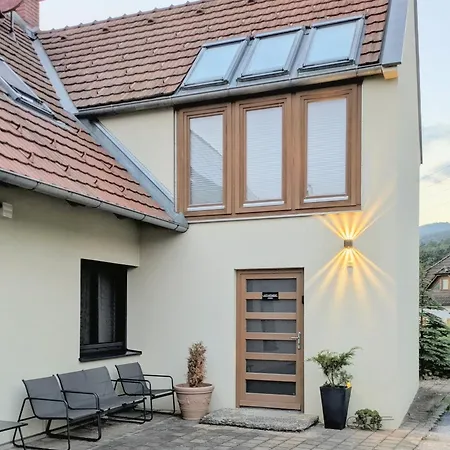 Zwei Schlafzimmer Ferienapartment Anna Am Stubenbergsee Inklusive Vier E-bikes Apartment
