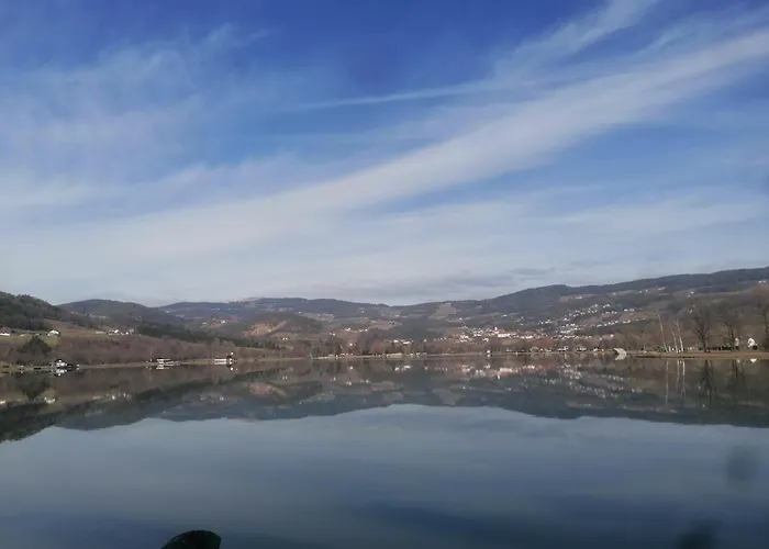 Zwei Schlafzimmer Ferienapartment Anna Am Stubenbergsee Inklusive Vier E-bikes شقة *