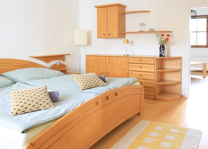 Zwei Schlafzimmer Ferienapartment Anna Am Stubenbergsee Inklusive Vier E-bikes